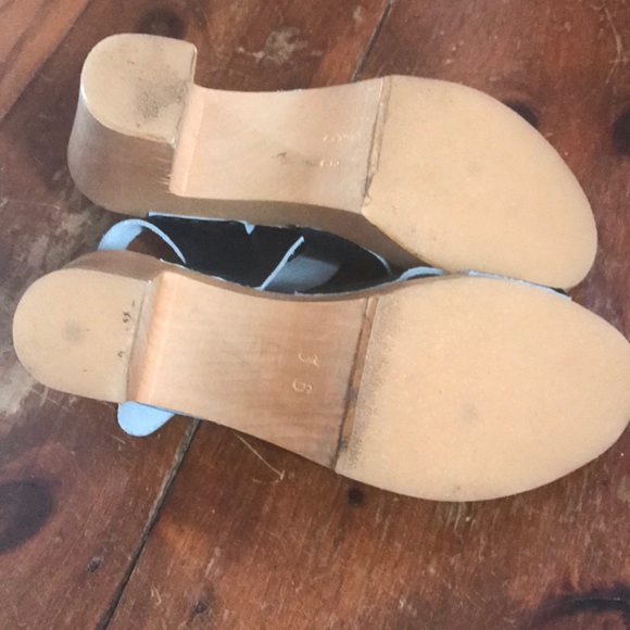 Clog - Picture 3 of 3